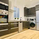 Style & Design Flat In The Center Of Madrid
