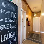 Hostal Artistic B&B