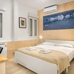 1 Bedrooms 1 Bathroom Furnished - La Latina - Modern - Mintystay
