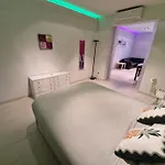 Estupendo Apartamento En Malasana