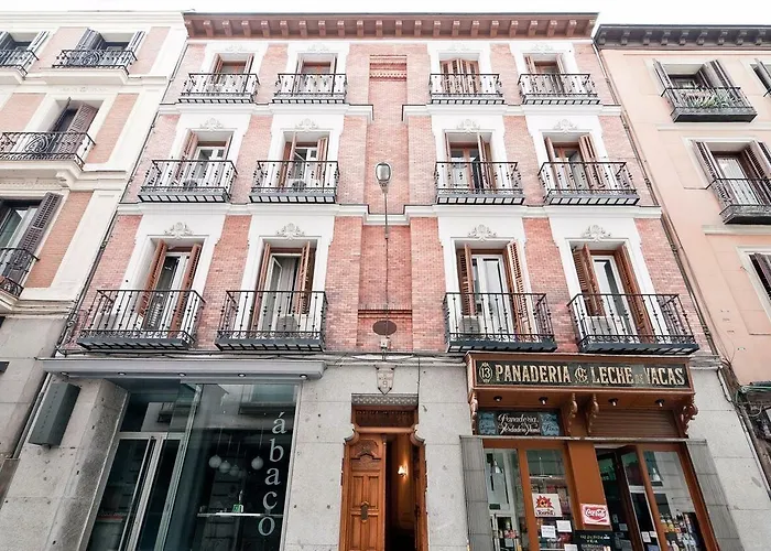 Hostal Las Cortes