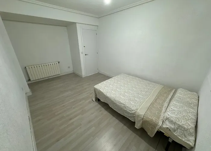 Vip Room Madrid Camino Viejo