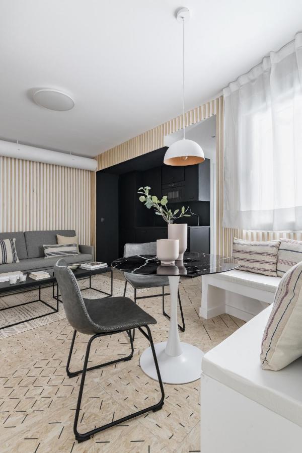 Maderas By Olala Homes Apartment