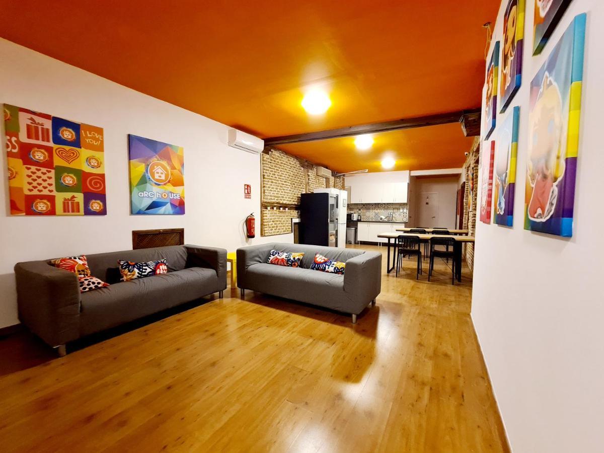 Arc House - Puerta Del Sol Only Adults Vandrerhjem *