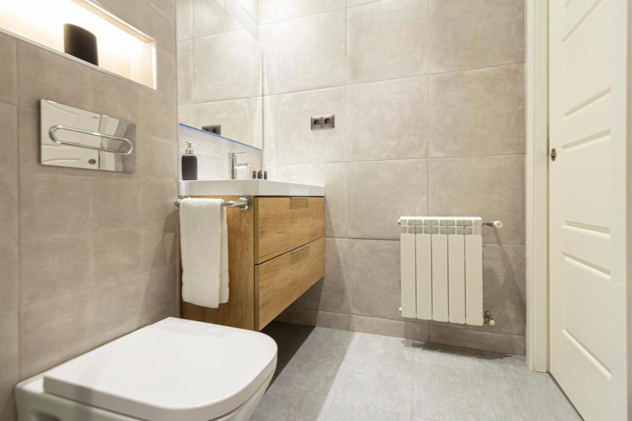 Dobo Homes Bailen * Madrid