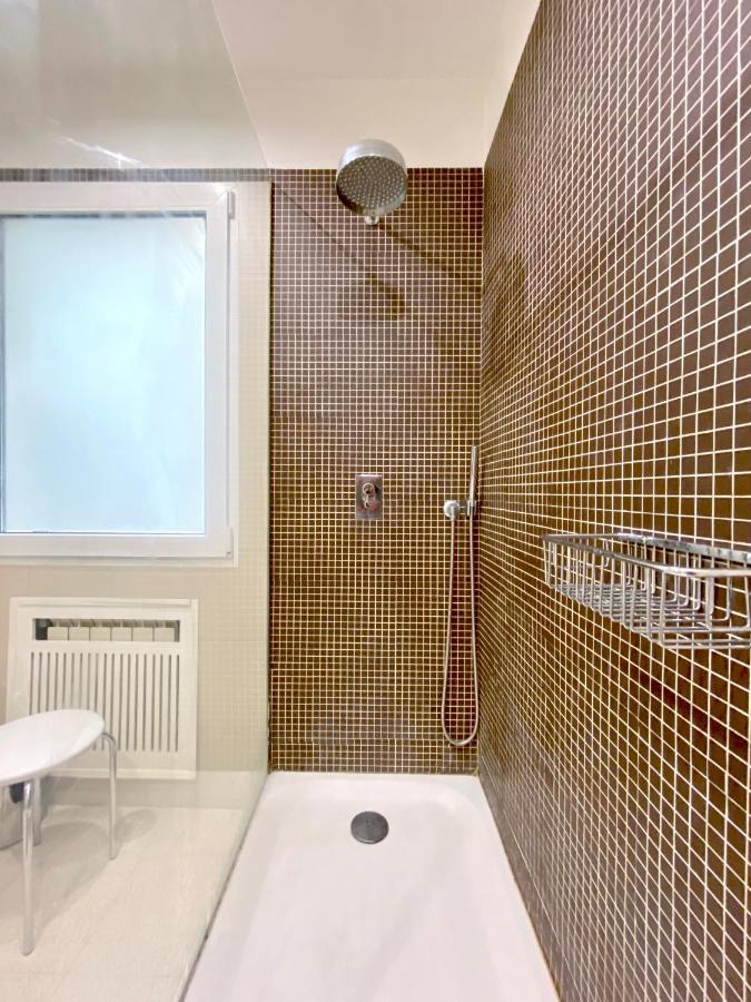 Retiro Exclusive - De 2 Madri