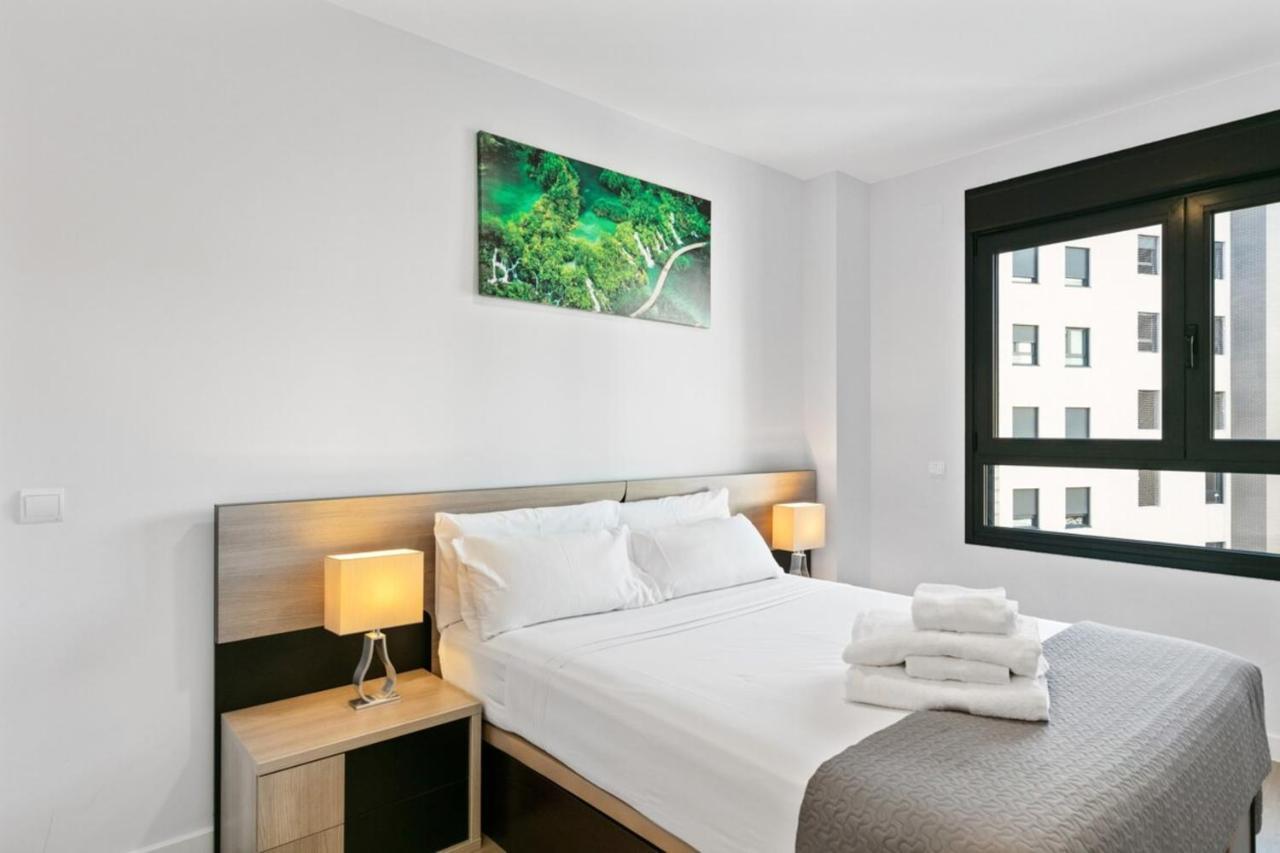 Stunning 2 Bedroom Near Adelfas Apartamento