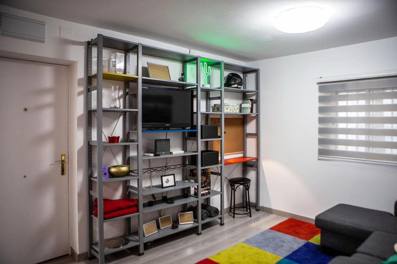 Cosy 2bed In Weasy Airport Access Apartment