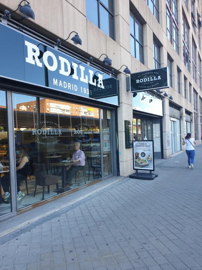 Bonito Apto Cinco Torres Plaza Castilla Lejlighed
