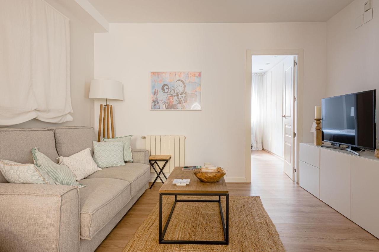 Apartment Charming Avenida America