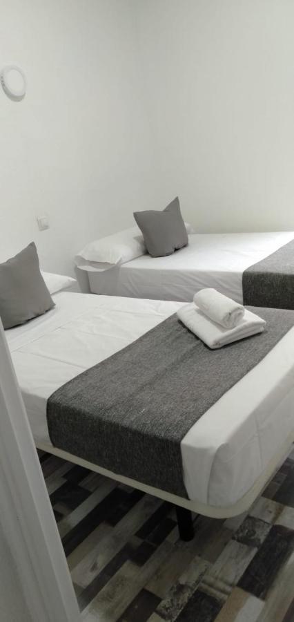 Noche Y Dia Casa de hóspedes Madri