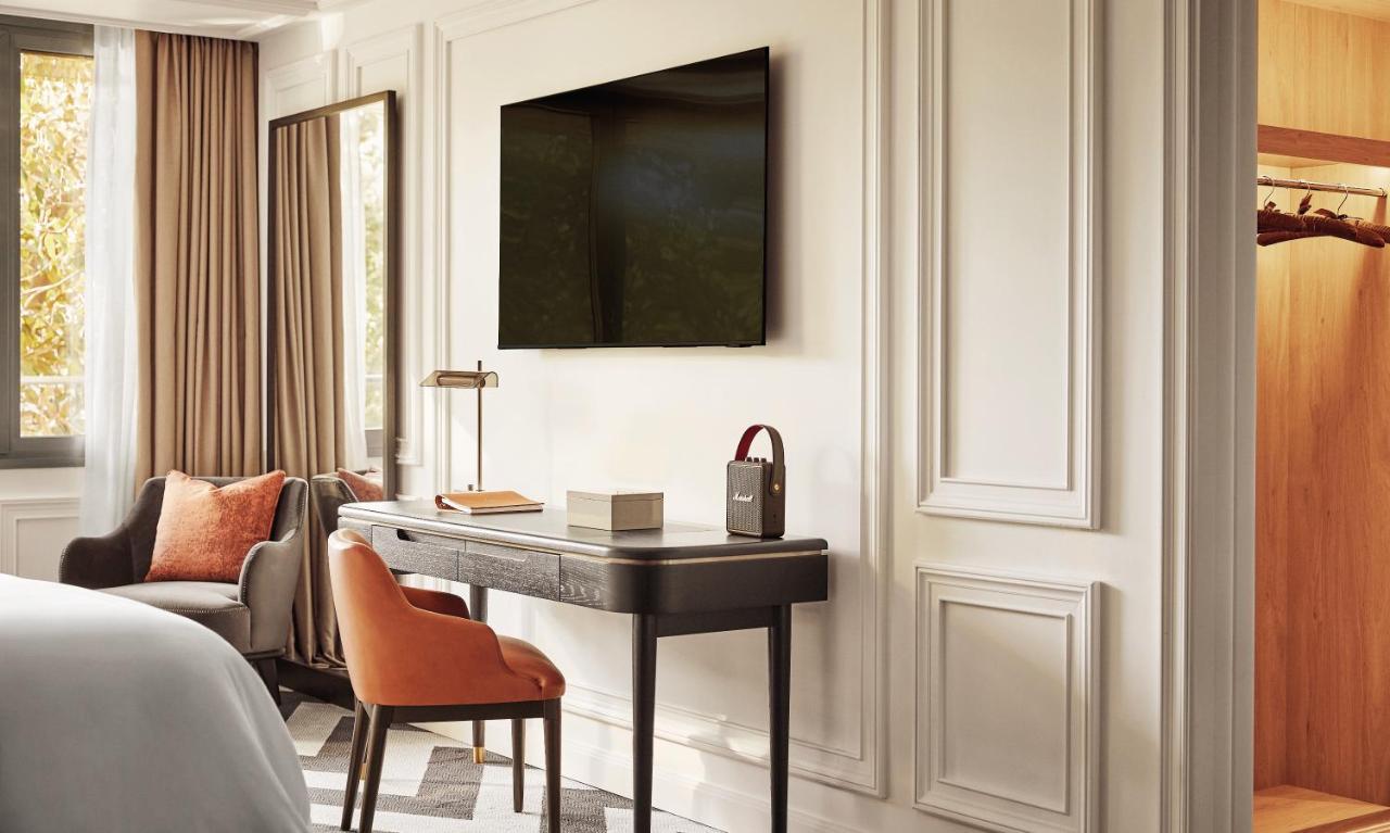 Rosewood Magna Madri