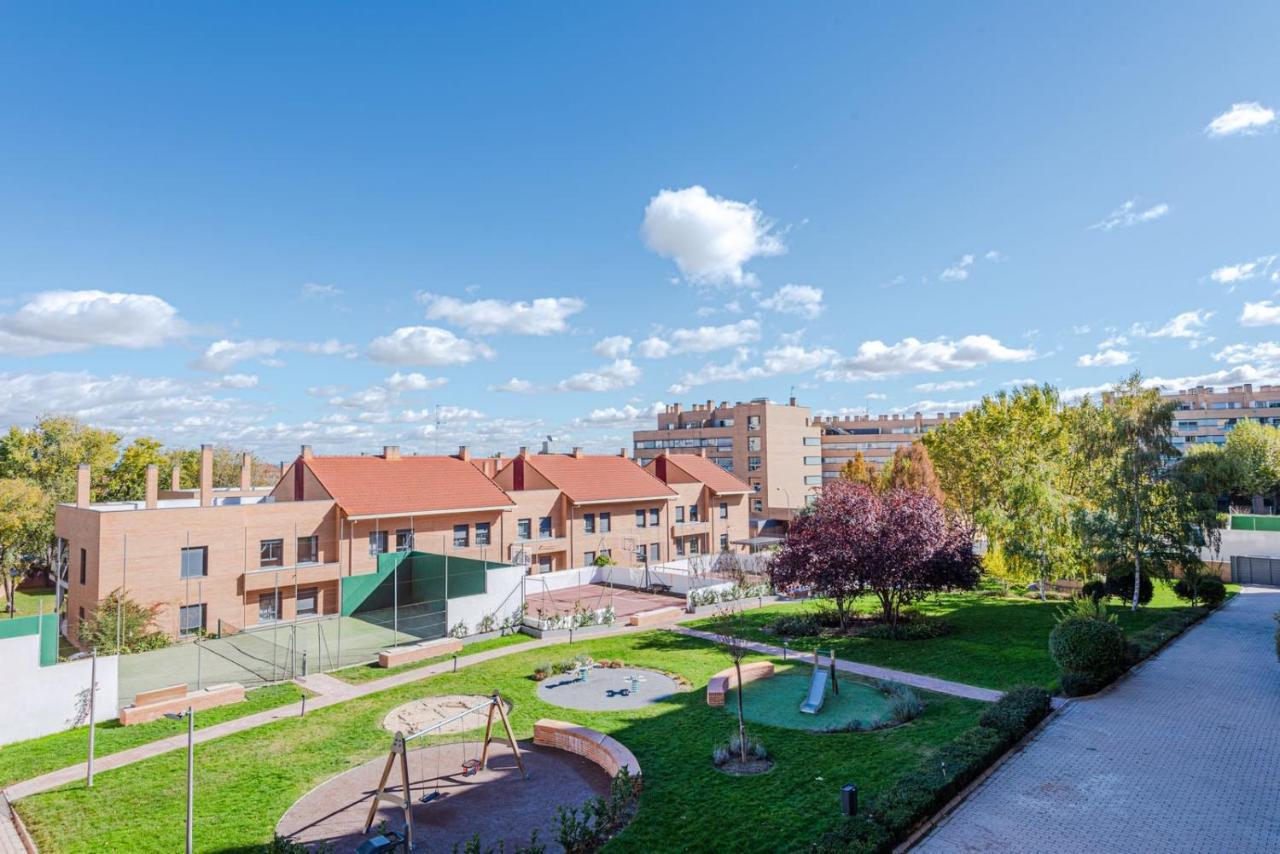 Encinas Design In Conde Orgaz - Apartment Madrid