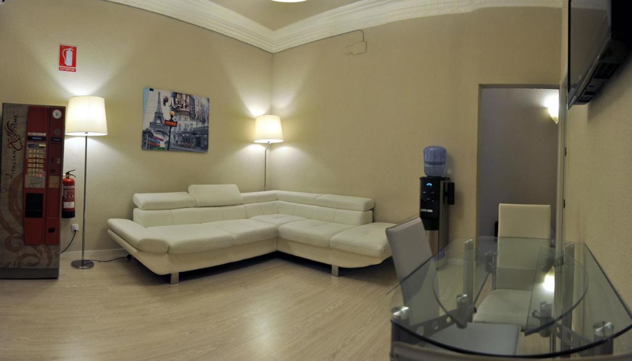 Aparthotel Cozy Rooms In Argueelles, Madrid - Sk