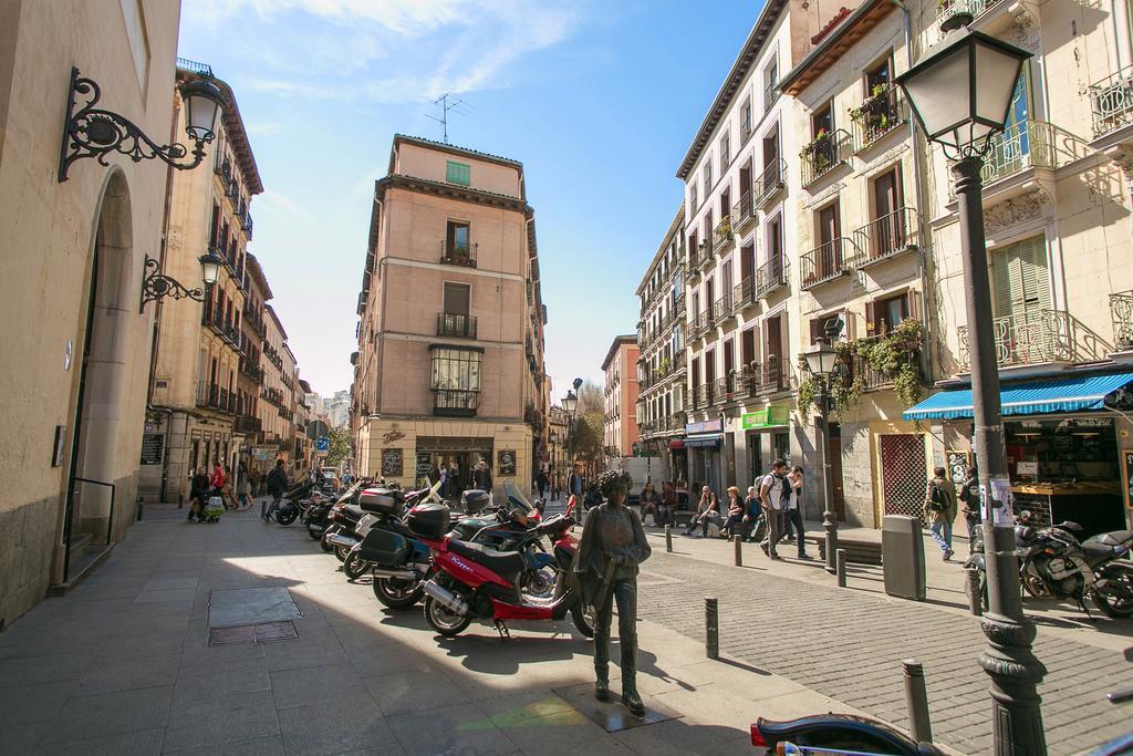 Adis Guest house Madrid