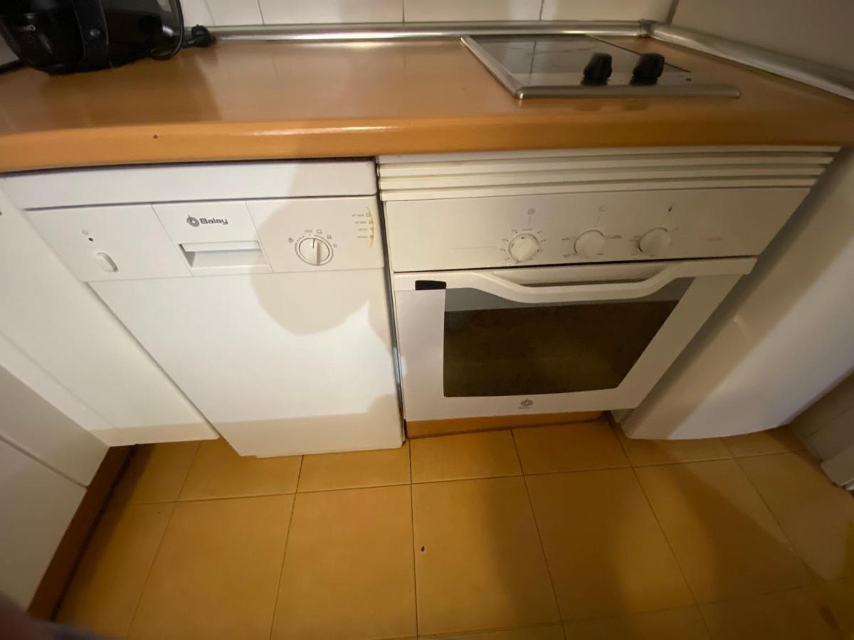 Deyanira Suite, Aeropuerto, Ifema Apartamento