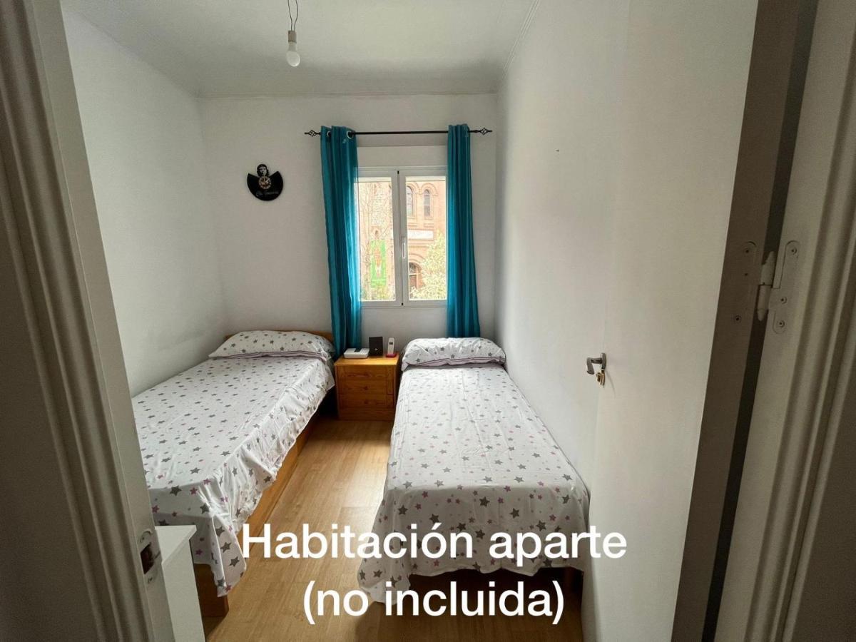 Habitacion Matrimonial En Piso Compartido En El Centro De Privatunterkunft Madrid