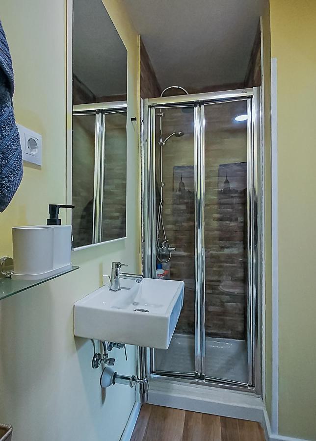Apartamento Ifema Aeropuerto Barajas Apartment *
