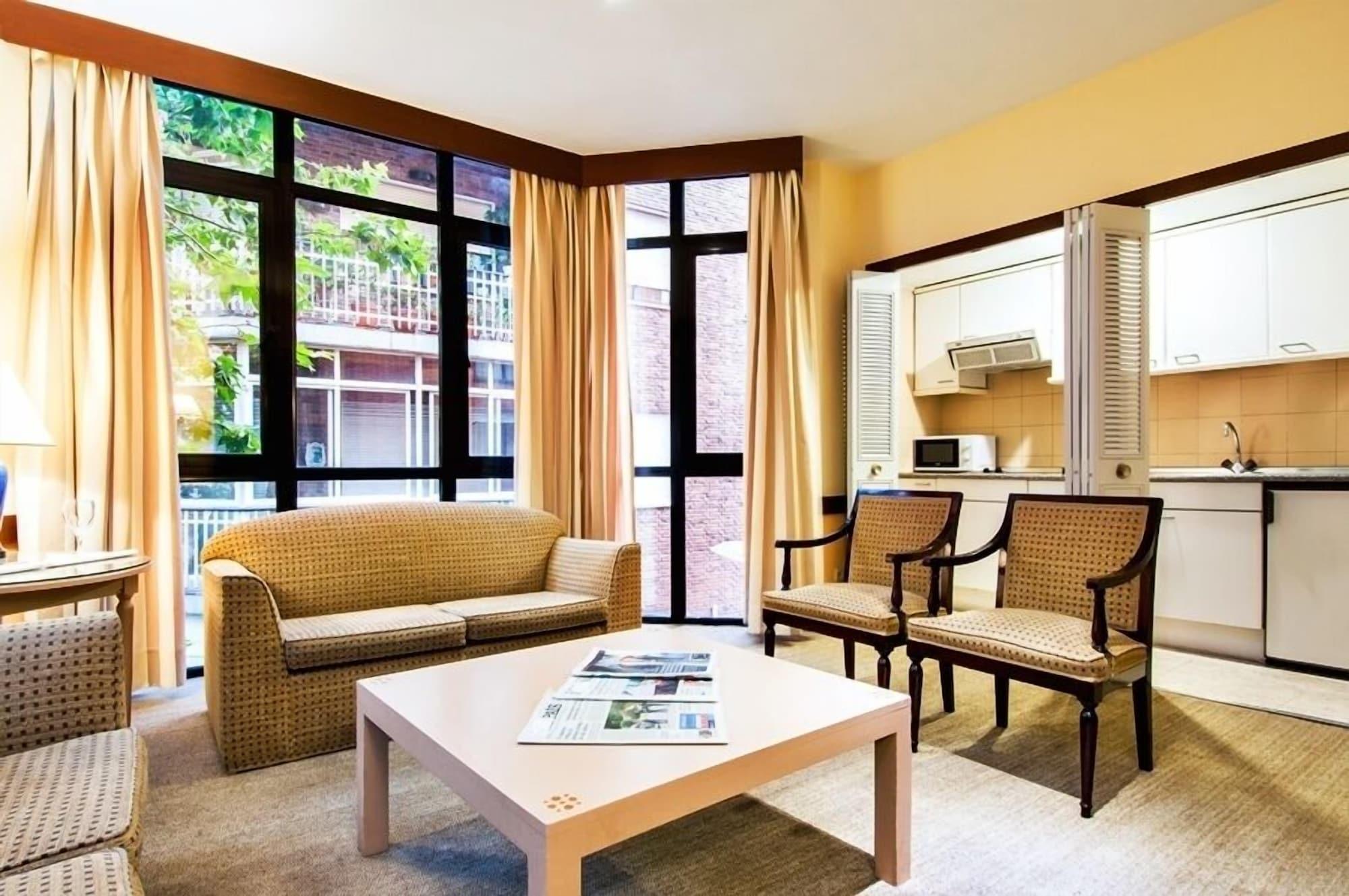 Espahotel Plaza Basilica Lejlighedshotel 3*