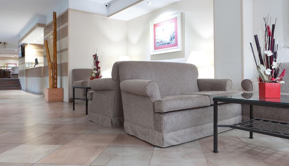 Luze Castellana Hotel