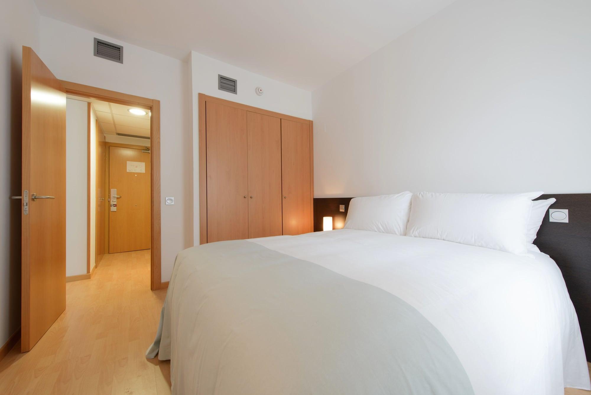 Apart-hotel Airport Suites, Affiliated By Meliá 2*