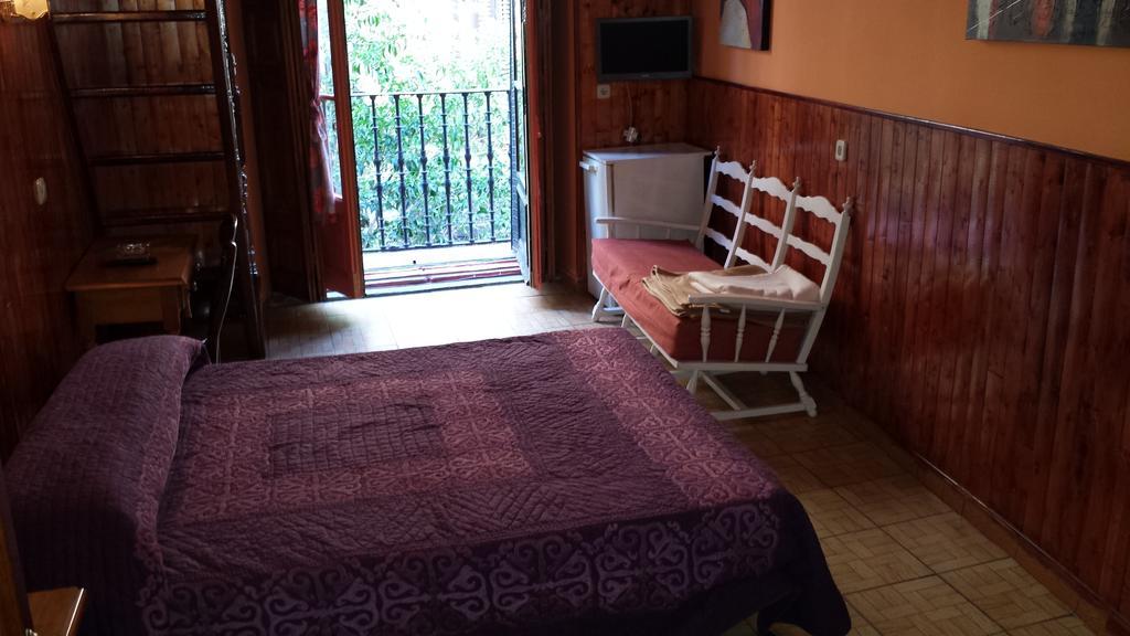 Rico Casa de hóspedes Madri