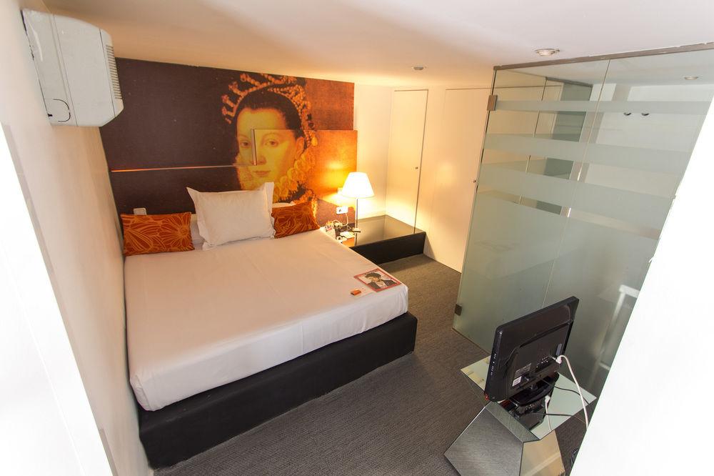 Libere Palacio Real 3*