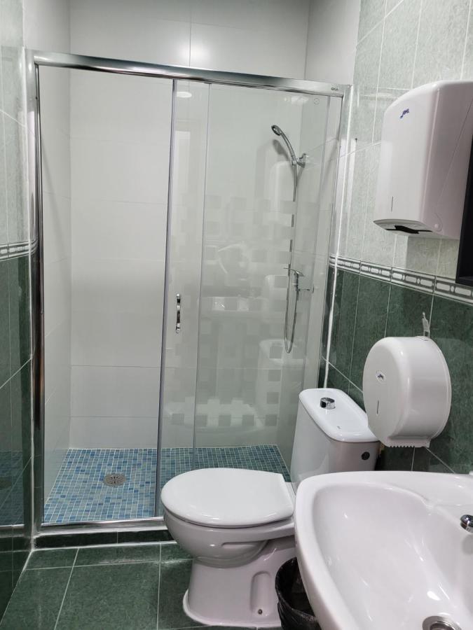 M-a Catrachos Guest house