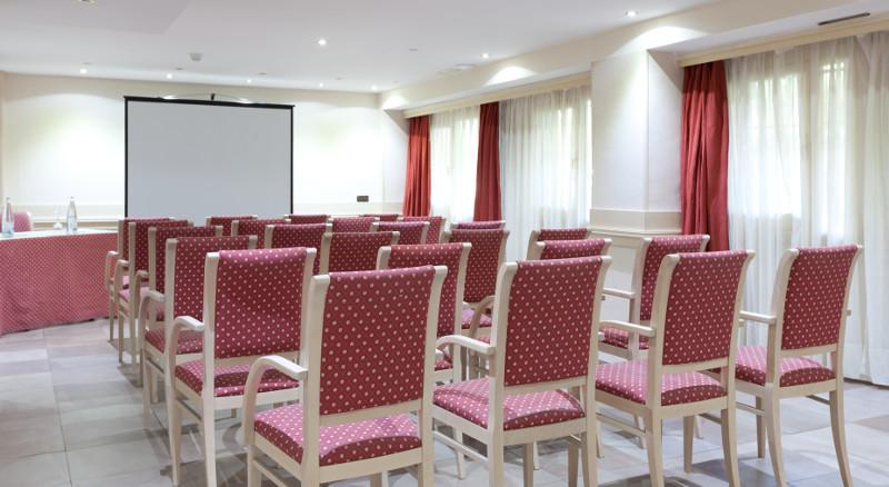Luze Castellana Hotel