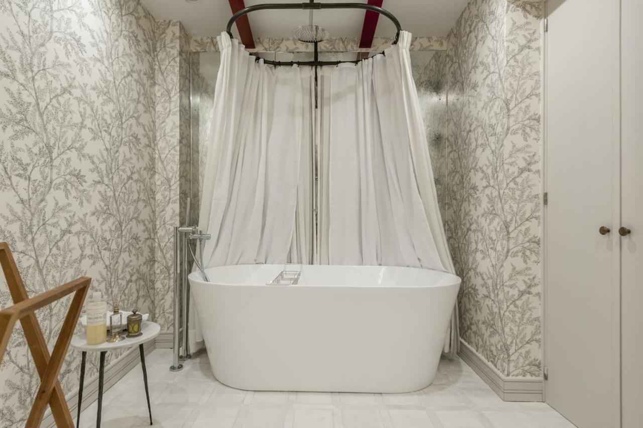 Recoletos Exclusive Private Loft - Eleven Host Apartment *