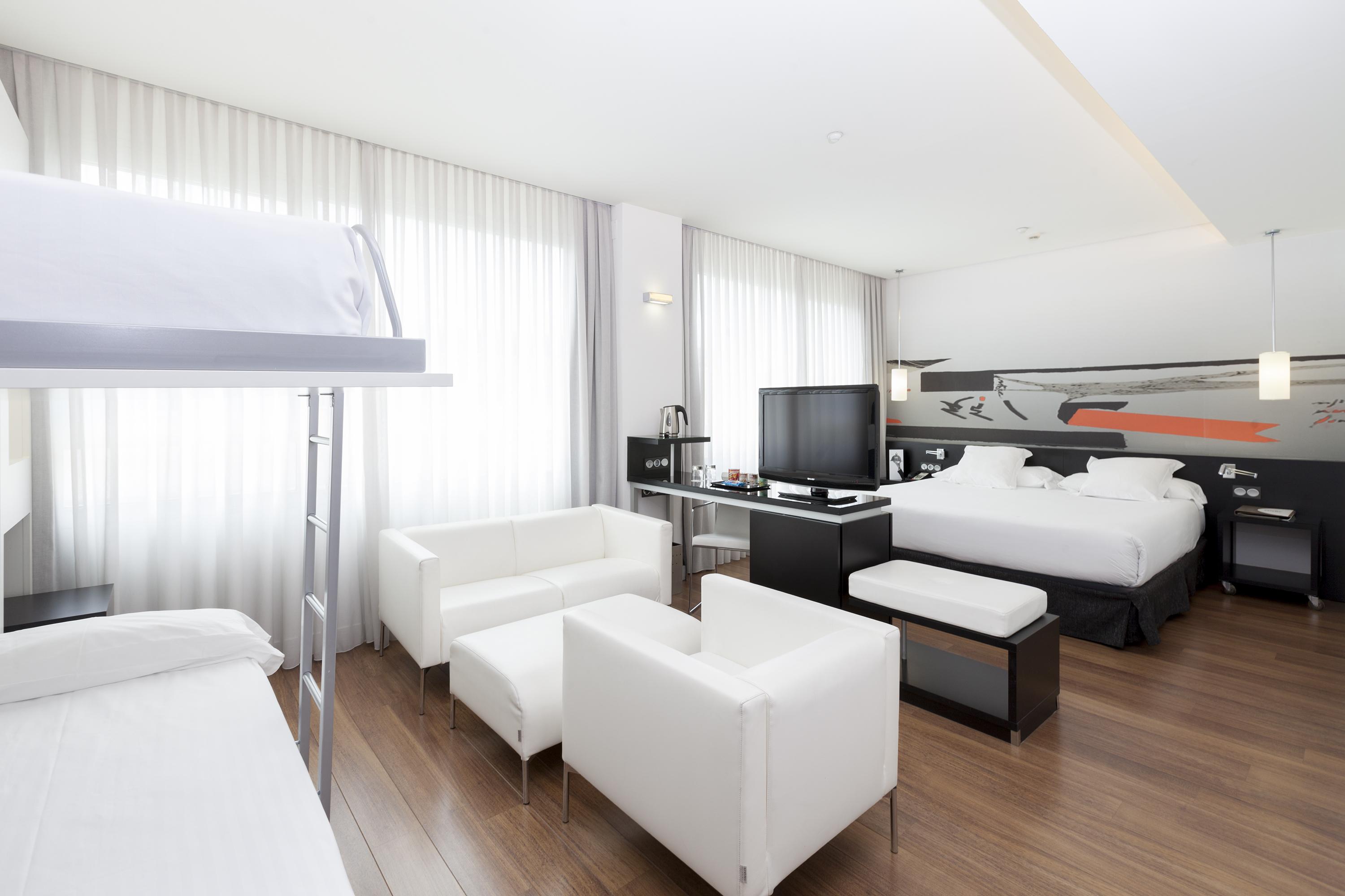 Axor Barajas 4*