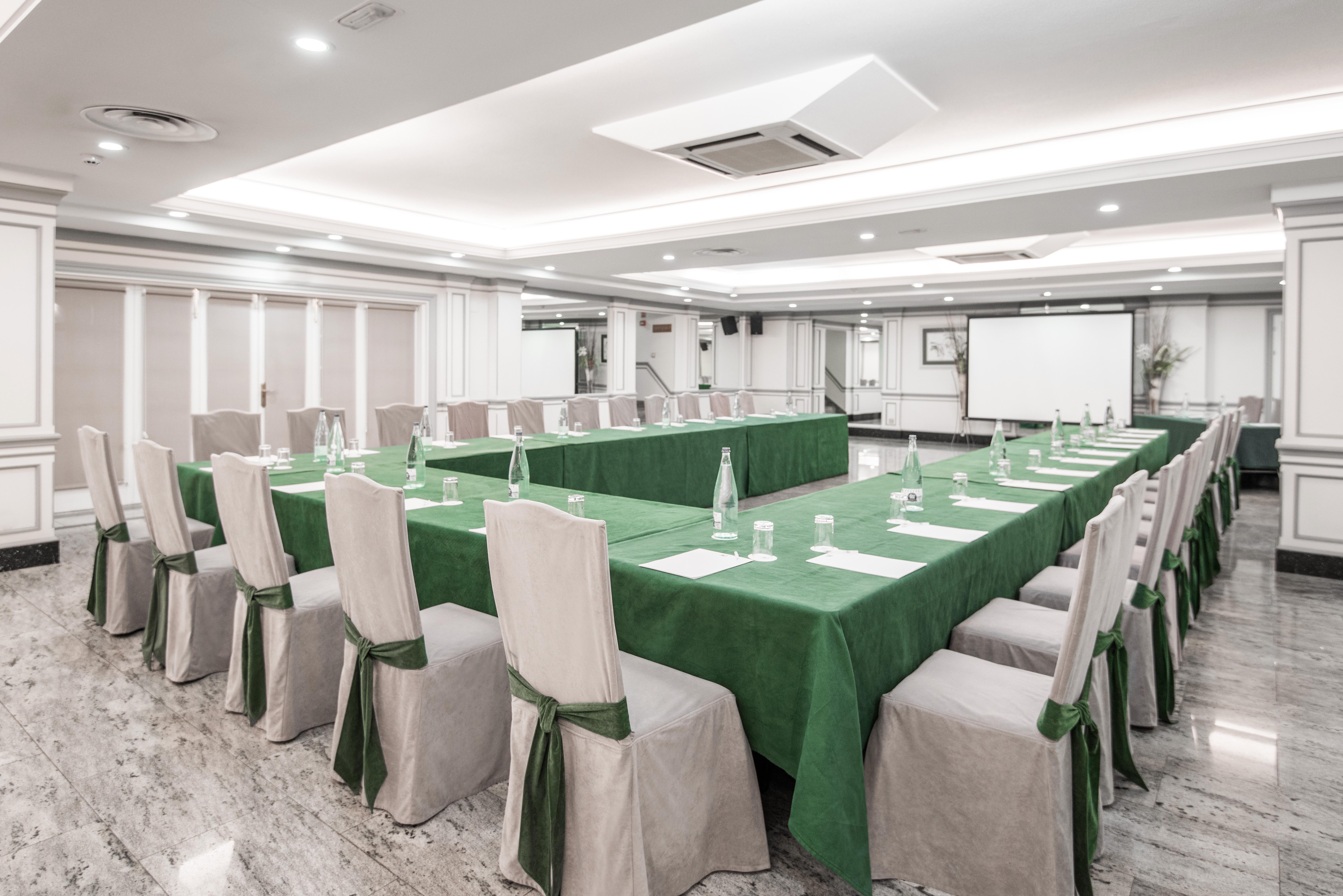 Hotel Vp Madrono