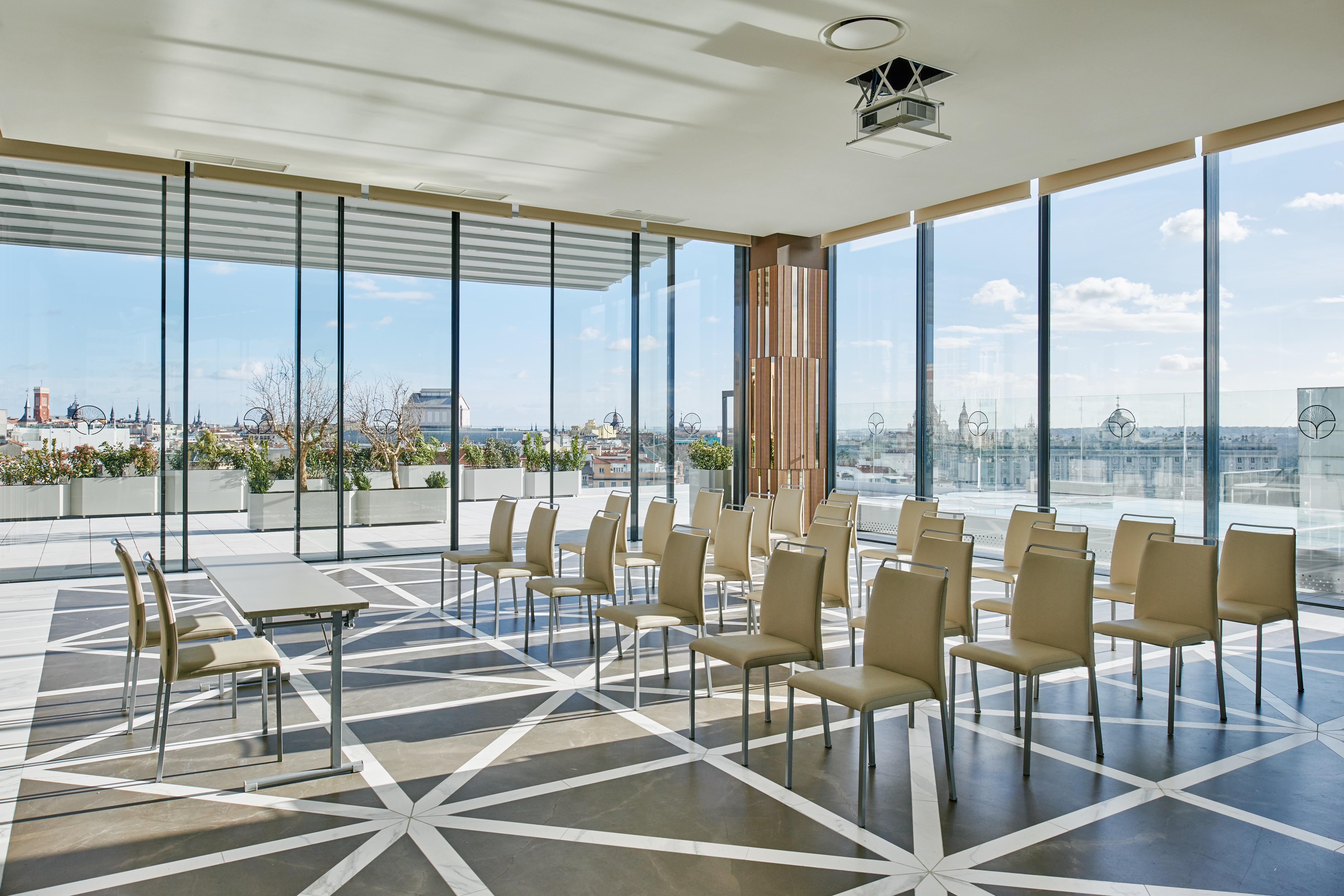 Hotel Vp Plaza Espana Design 5*