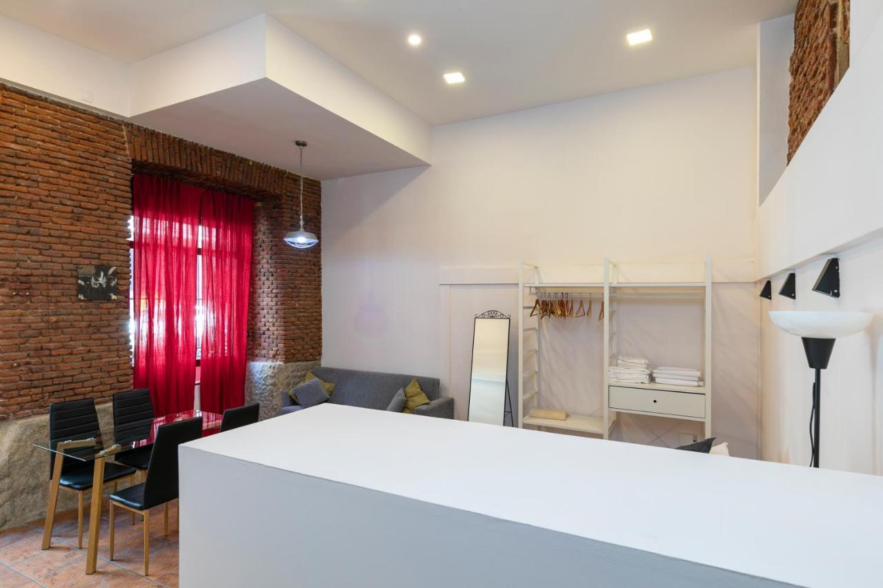 Homeabout Imperial Apartment