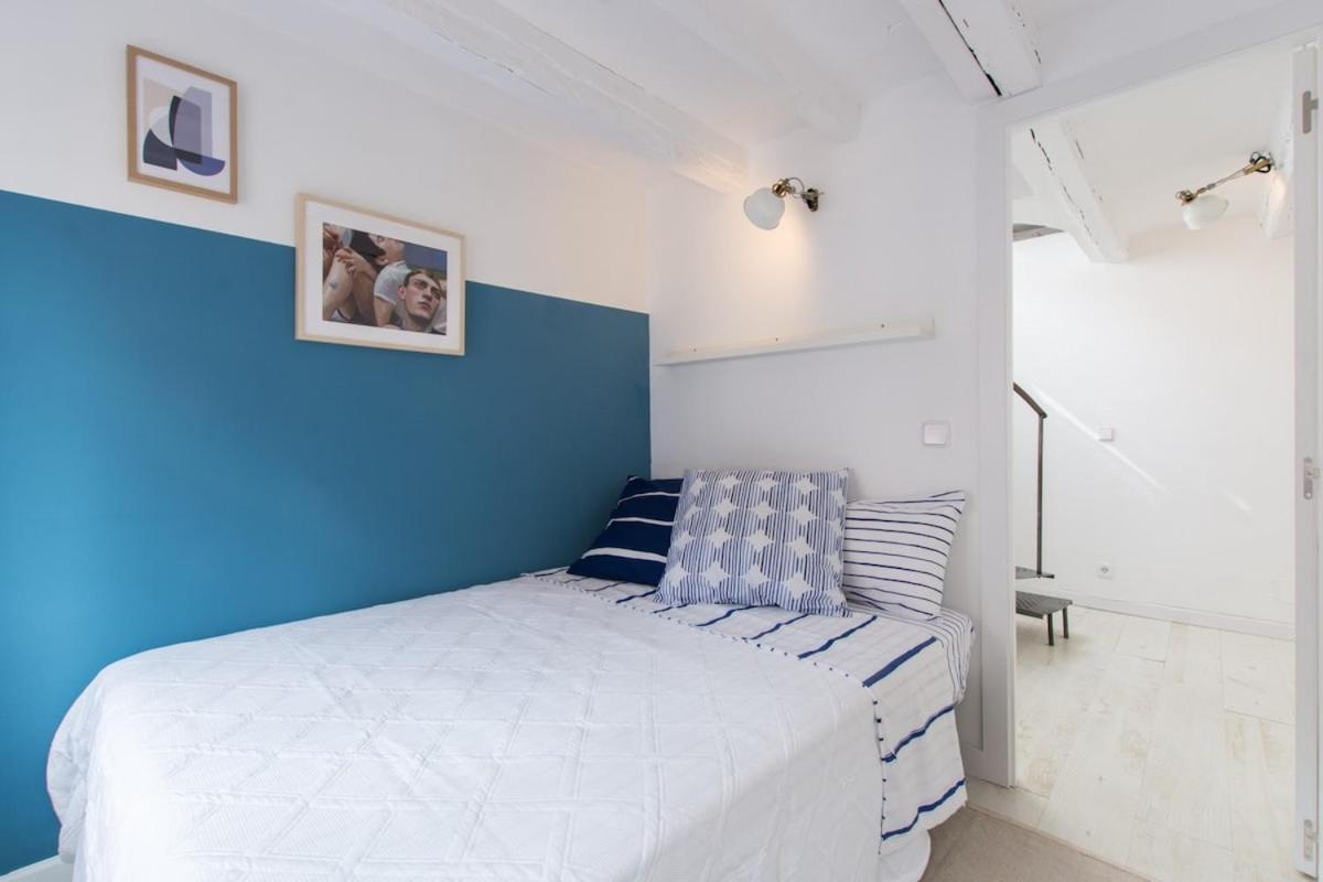 Amazinn Places Atico Plaza Santa Ana Apartment