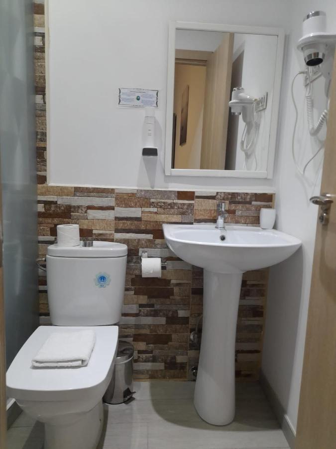 Guest house Adis