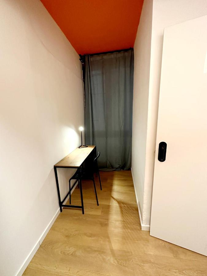Arc House - Puerta Del Sol Only Adults Vandrerhjem Madrid