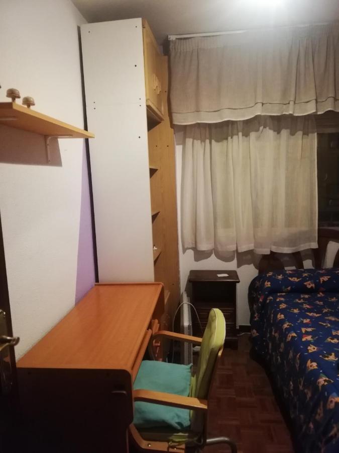Quarto em Acomodações Particulares Hab 1 Wifi Vista Alegre *