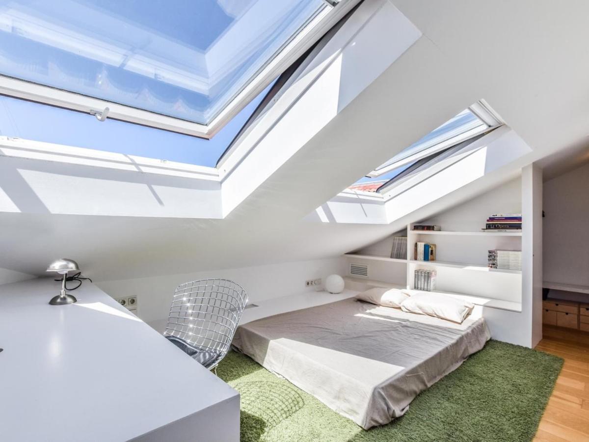 Atico Reformado En Anton Martin Apartment Madrid