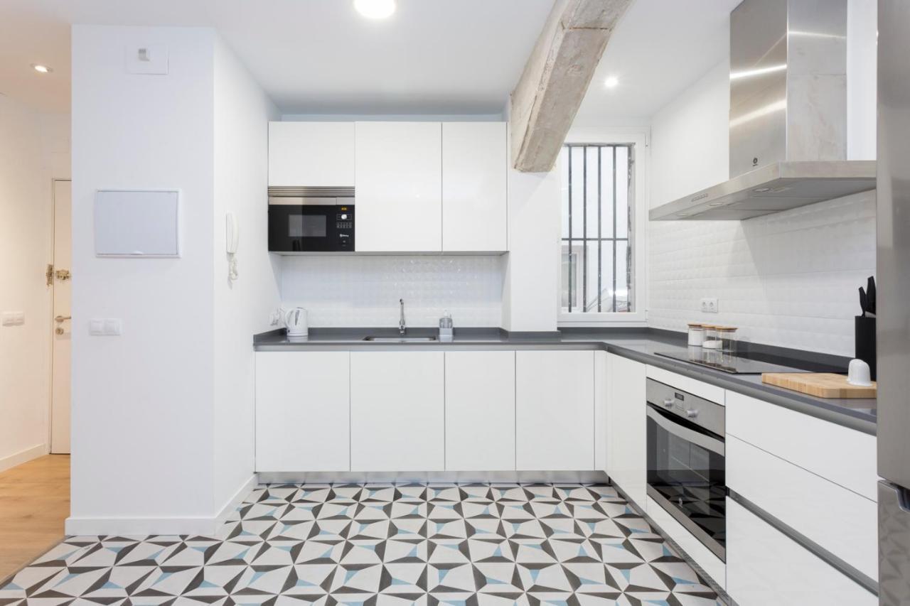 Modern & Chic 2br/2ba In Trendy Chueca Lejlighed