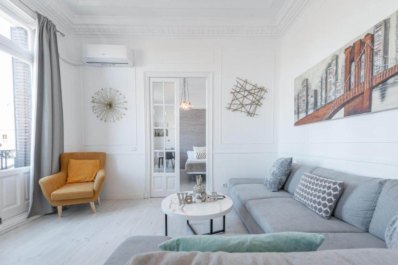 Penthouse Deluxe Granvia, By Monaro *