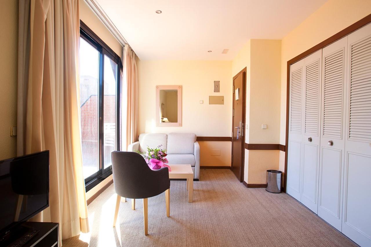 Lejlighedshotel Espahotel Plaza Basilica 3*