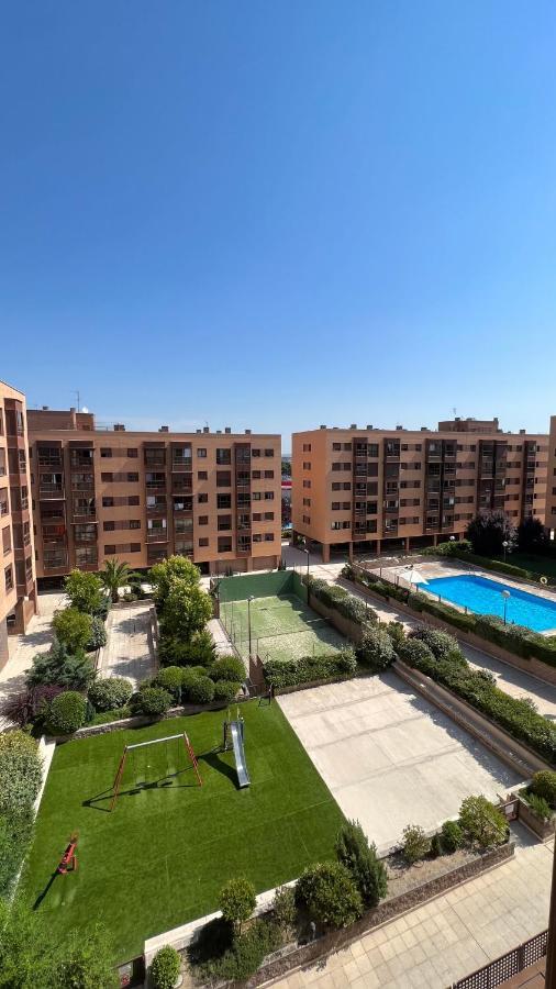 Apartamento Deyanira Suite, Aeropuerto, Ifema Madri