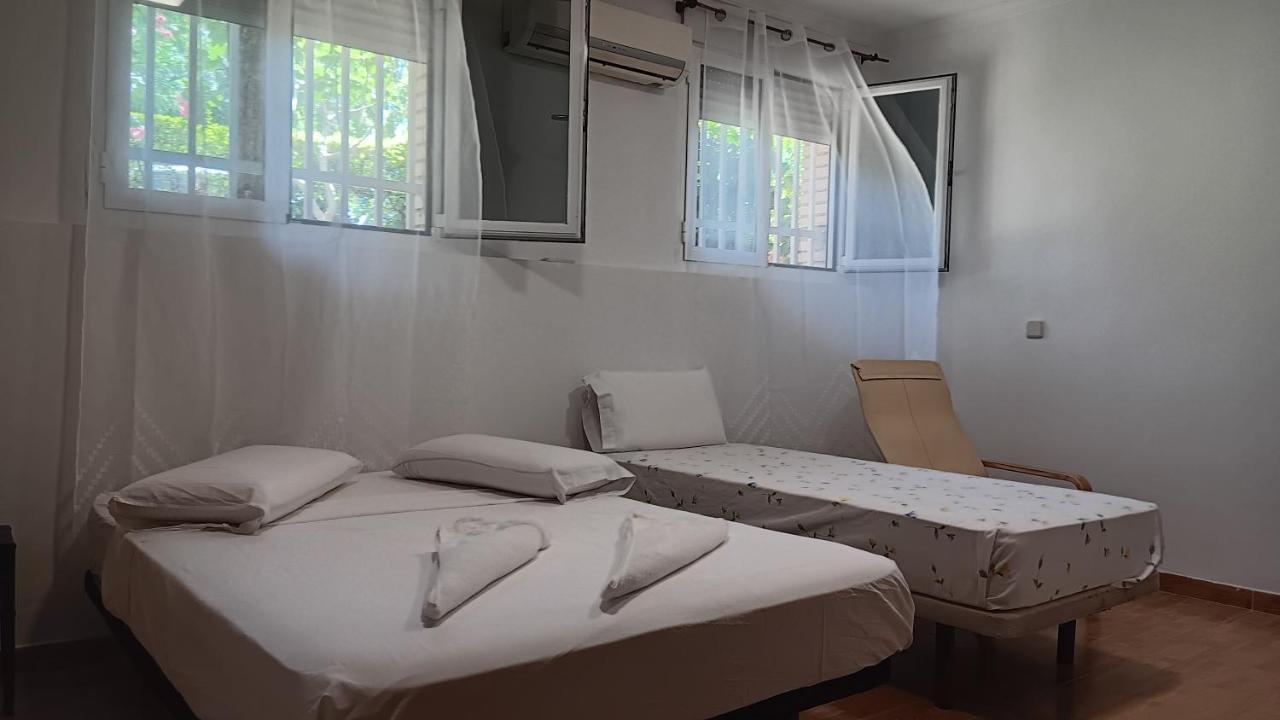 El Colmenar Guest house *