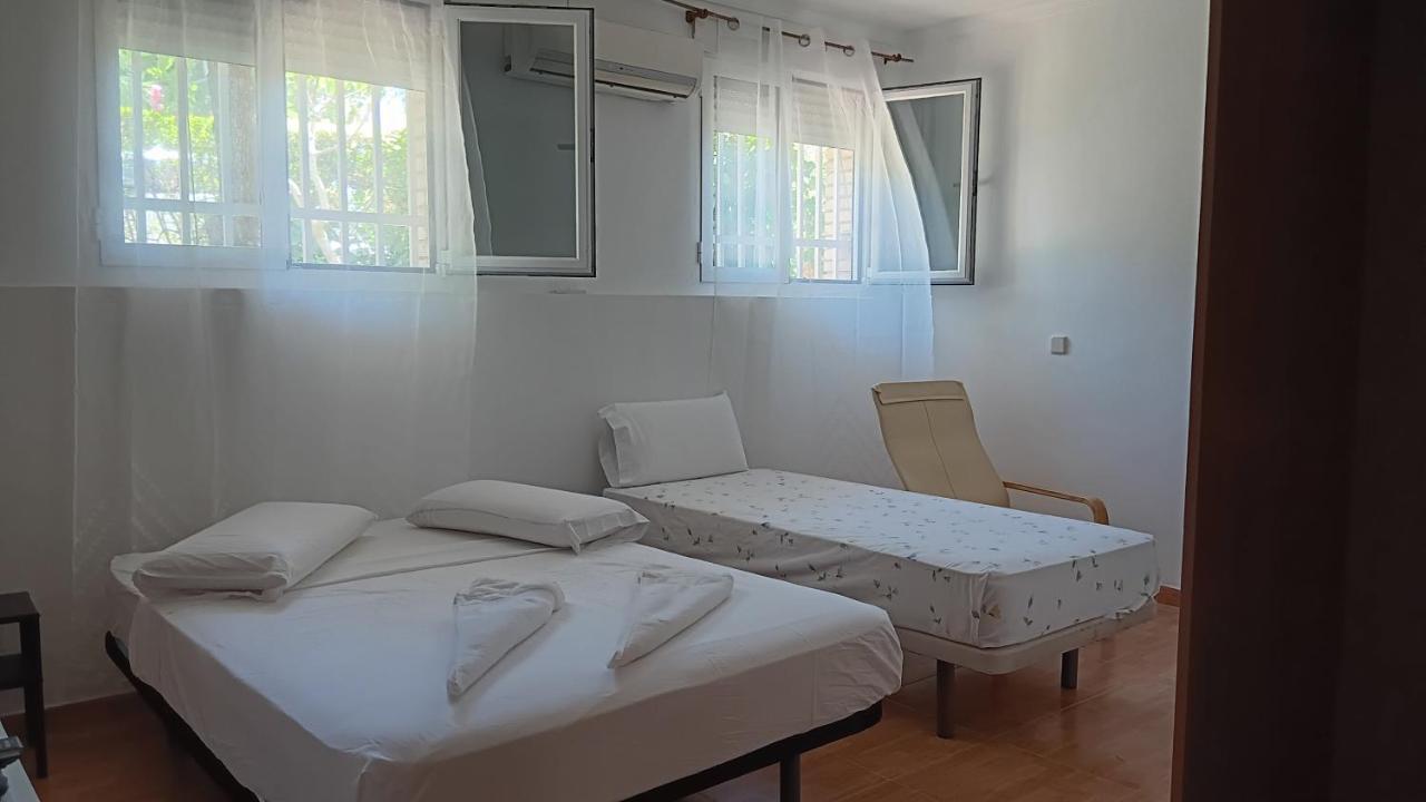 El Colmenar Guest house *