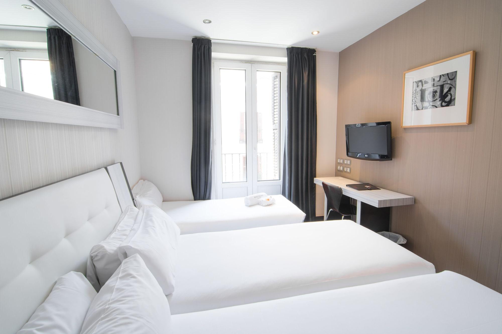 Petit Palace Arenal Hotel Madri