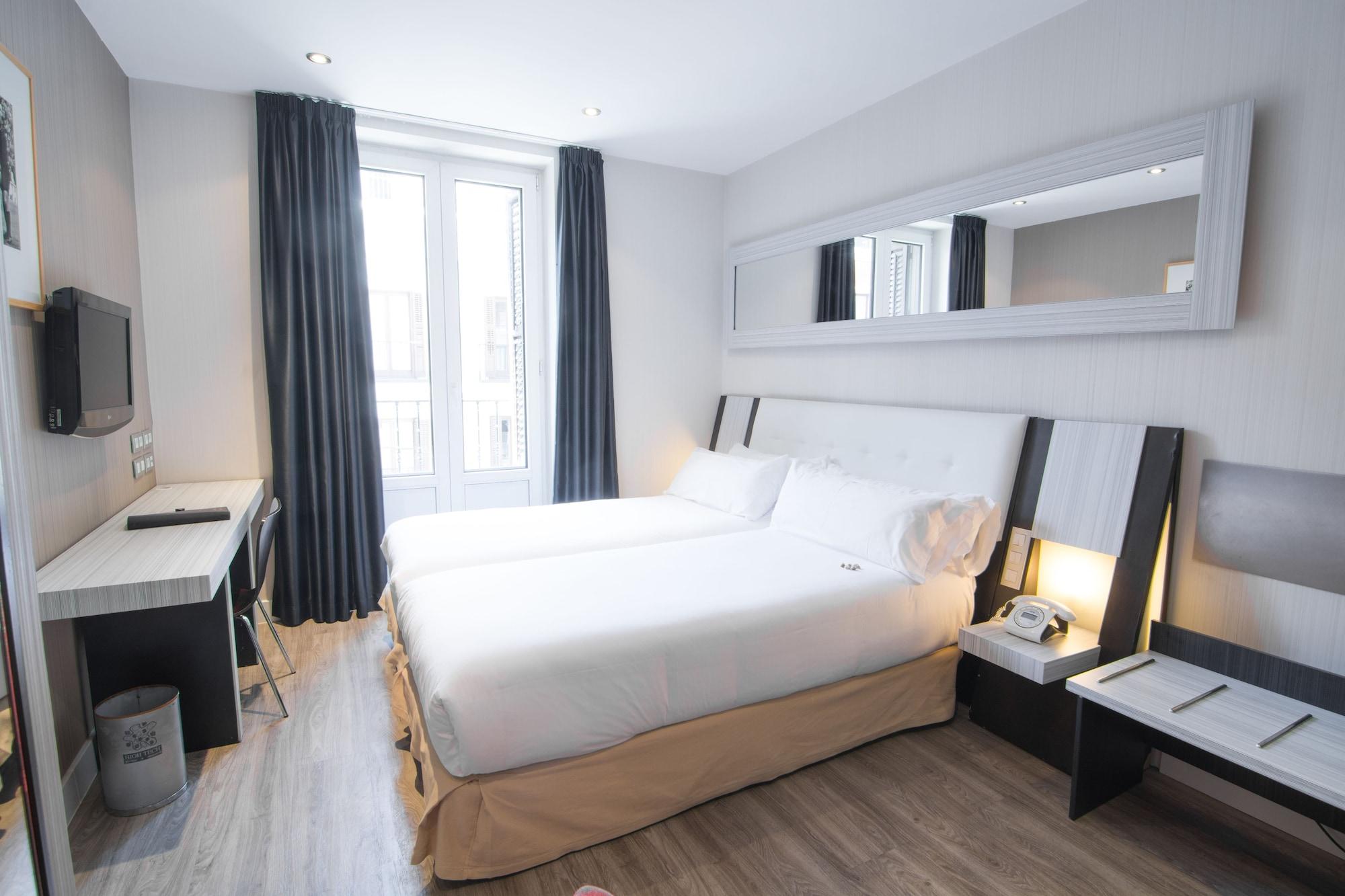 Petit Palace Arenal Hotel Madri