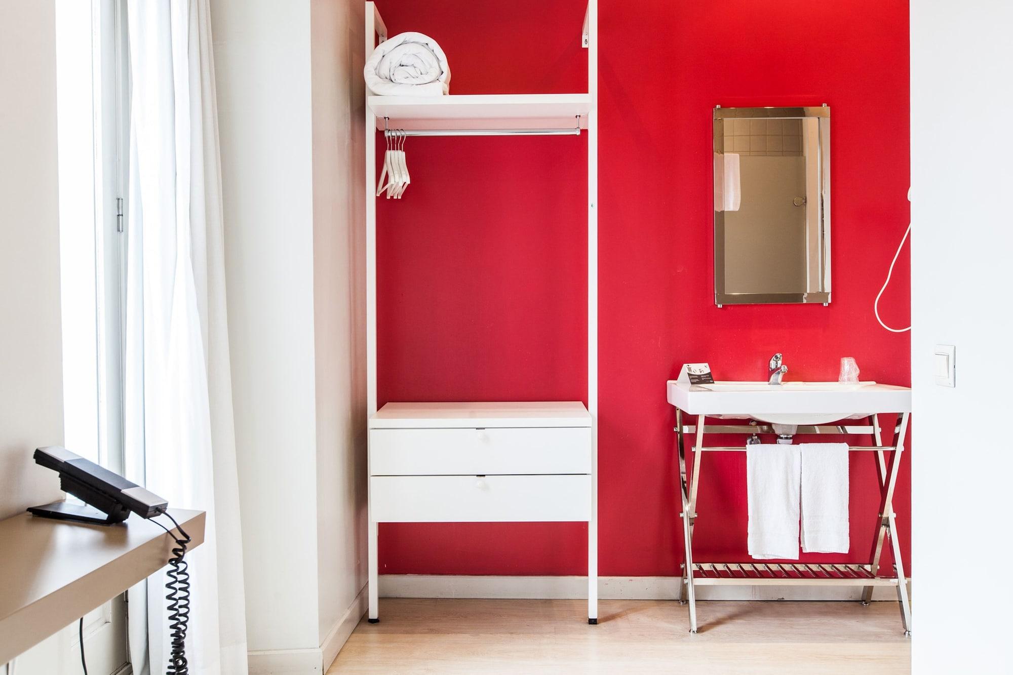 Hotel Urbansea Atocha 113 Madri