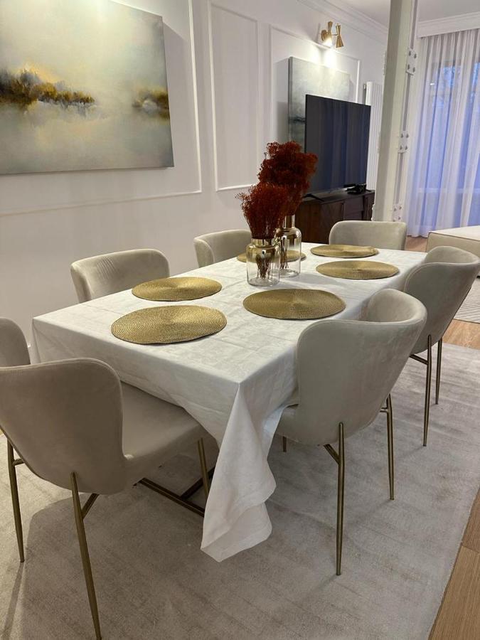 Luxury Flat Rox *