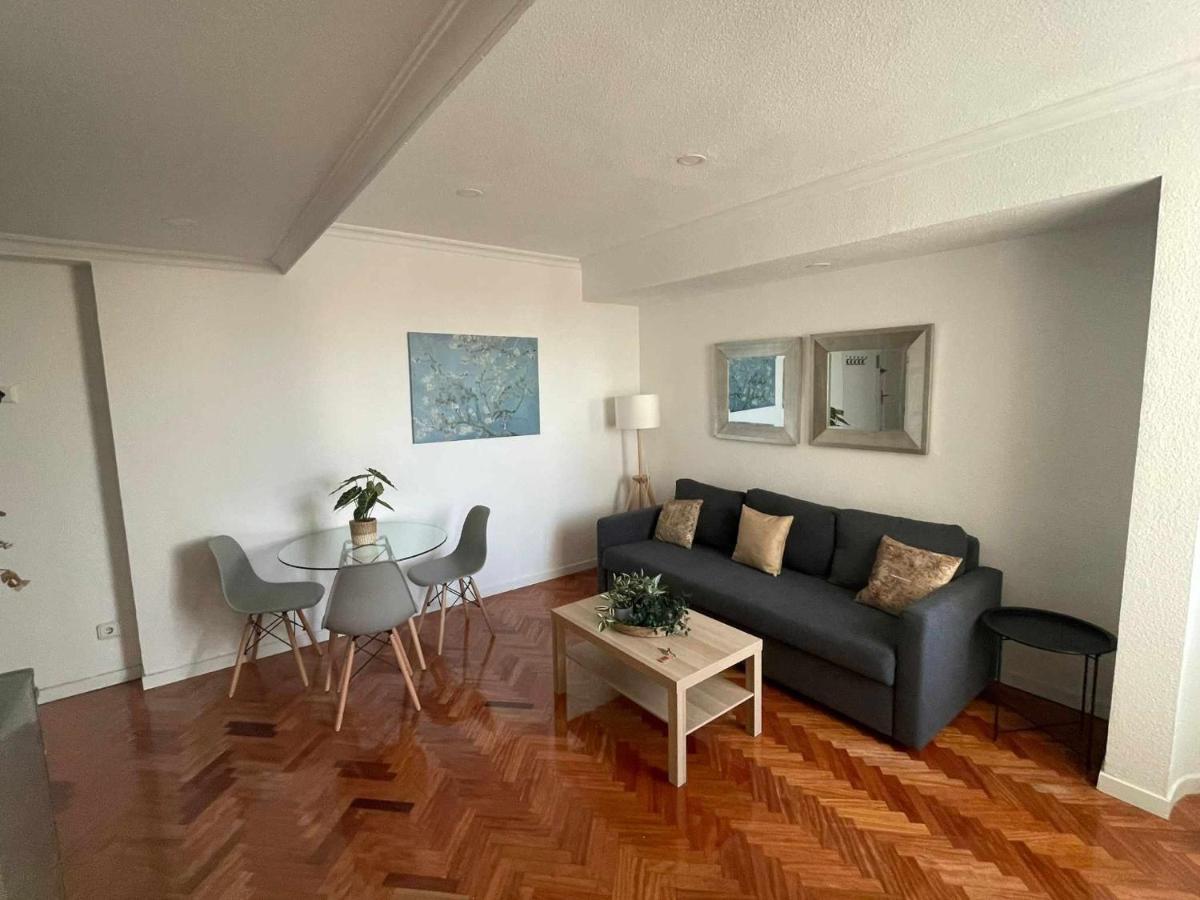 Con Terraza Y Vistas Alcala-retiro Apartment